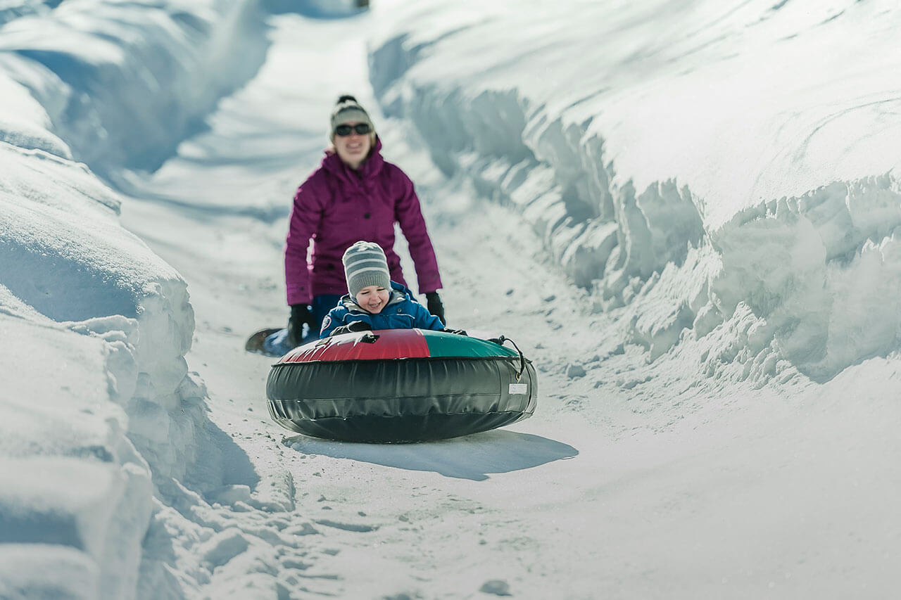 Glissade sur tube